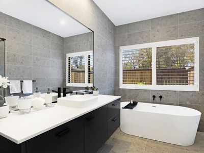 42 Retford Rd, Bowral