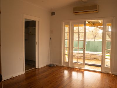 76 Stanwell Crescent, Ashcroft