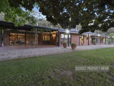 3165 Mansfield Woods Point Road, Jamieson