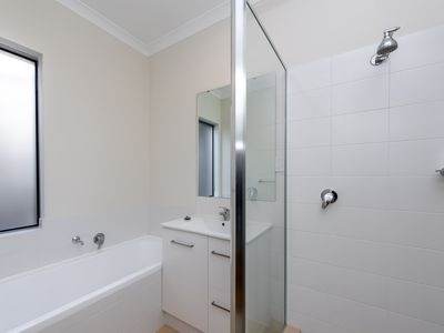 19b Bepton Way, Balga