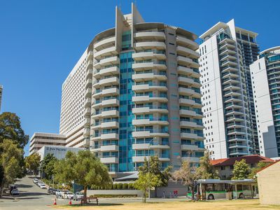 407 / 108 Terrace Road, East Perth