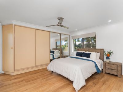 18 Allamanda Crescent, Annandale