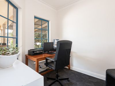 31 Gatacre Drive, Somerville