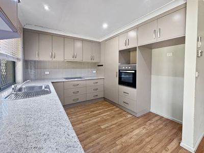 17 Eden Park Avenue, Dubbo