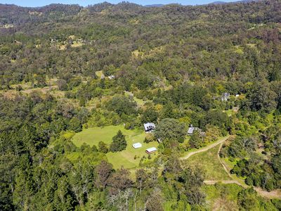 252 Warby Road, Jiggi