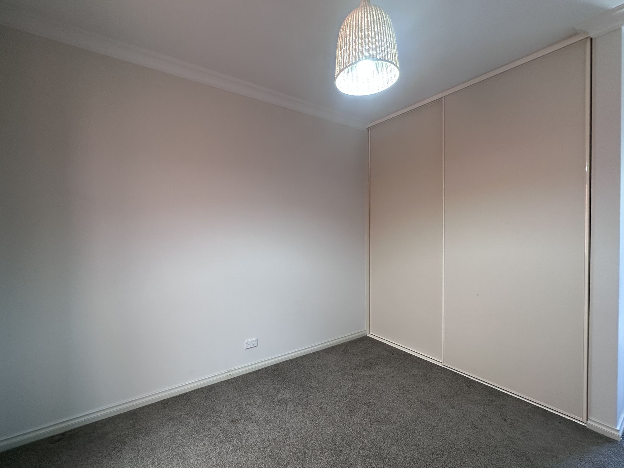 6 Davis Court, Glynde