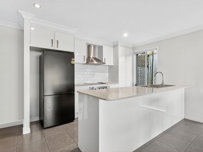 17 Folkes Close, Bellbird Park