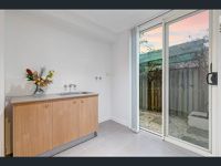 2 Nalbaugh Lane, Parkinson