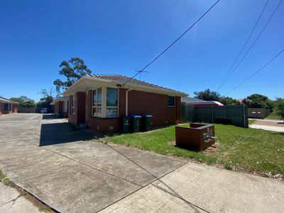 1 / 8 Parker Street , Werribee