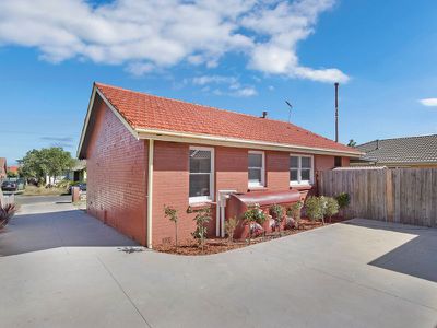 1 / 29 Hughes Crescent, Dandenong North