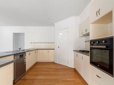 14 Thornley Court, Sale