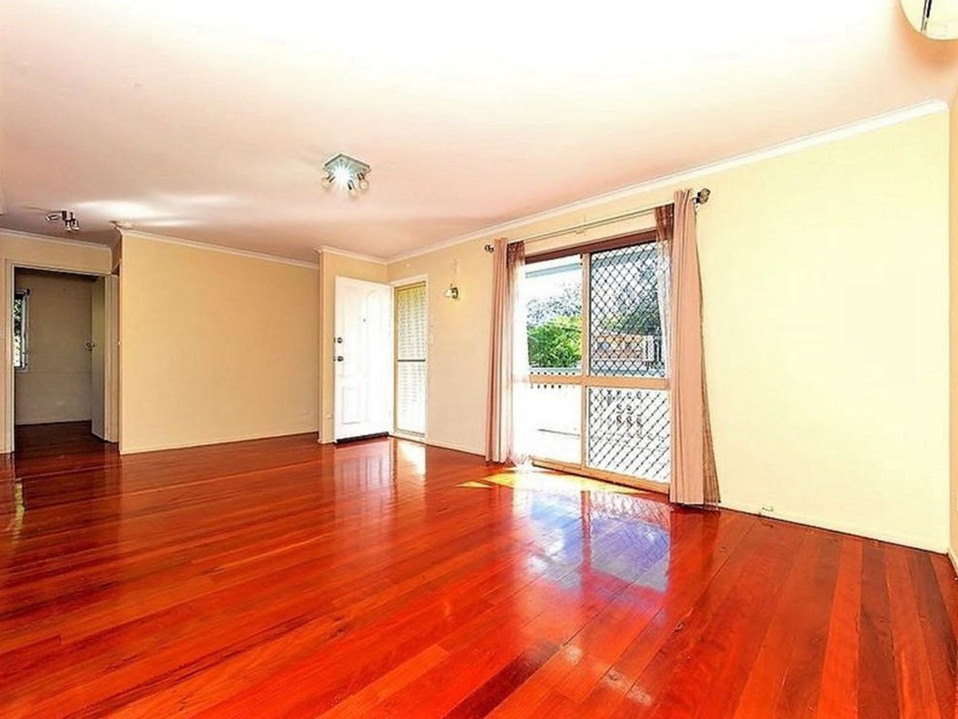 10 View Street, Kingston