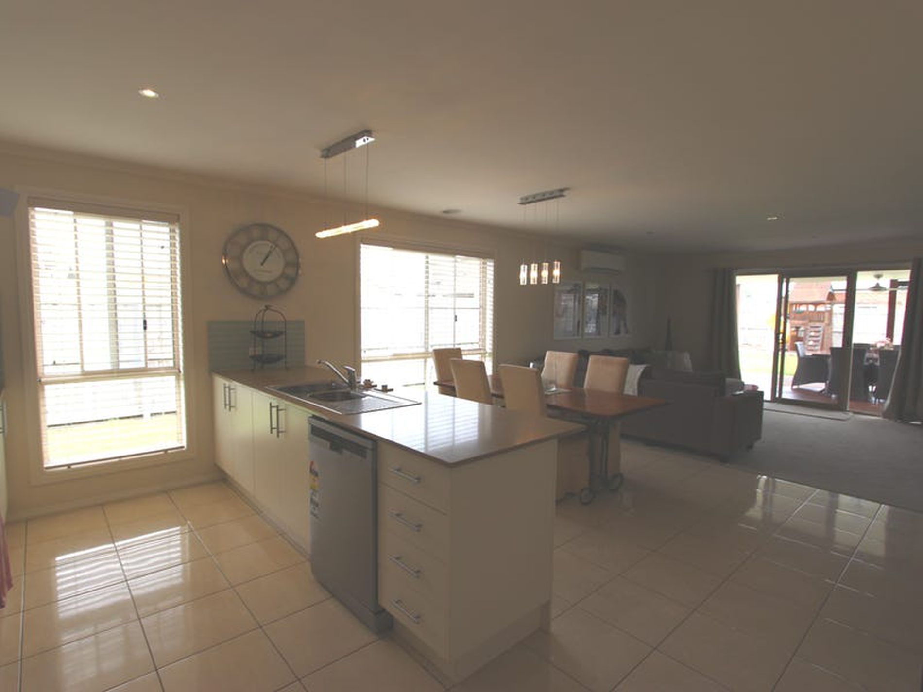 15 Benita Place, Leopold