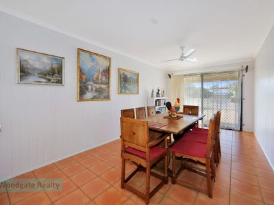 2 Sunset Ave, Woodgate