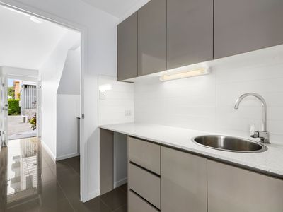 3/38 Denman Street, Greenslopes