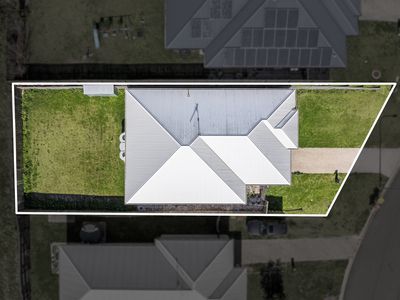 22 McInnes Crescent, Glenvale