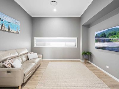 20 Aurora Avenue, Dunmore