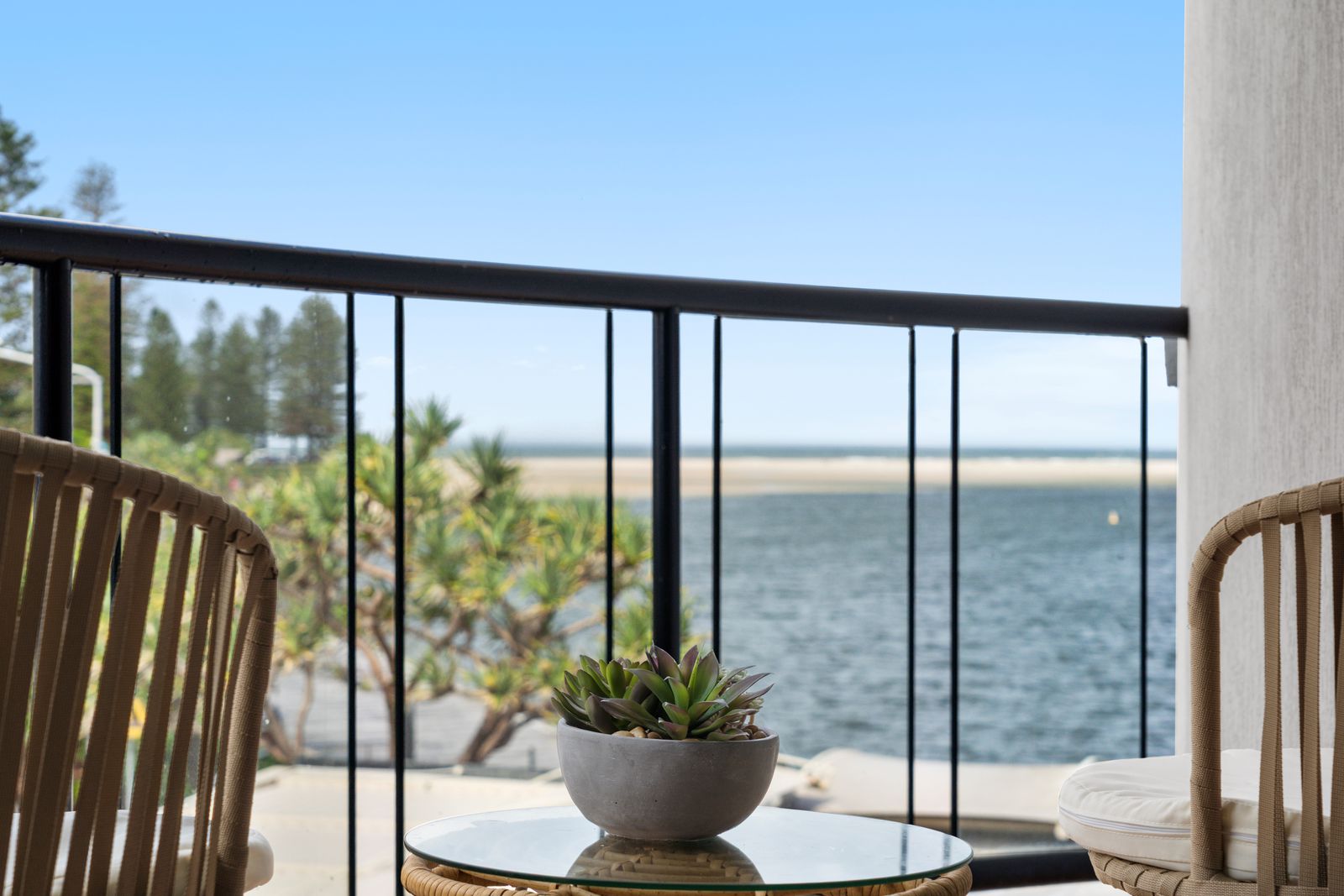 Photo 4 of 18, 12/4 Tay Avenue, Caloundra