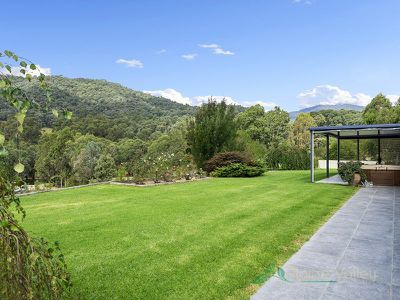 169 Simmonds Creek Road, Tawonga South