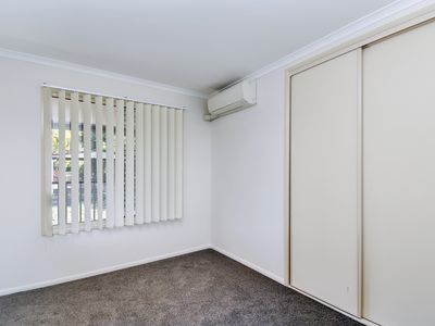 14B Lark Street, Longreach