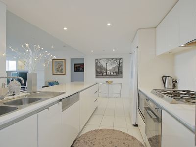1602 / 96 Bow River Crescent, Burswood