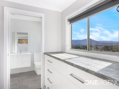 18B The Rise, Dapto