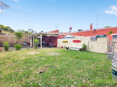 6163 Western Highway, Kiata