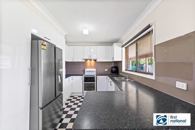 16 OAK STREET, Kootingal