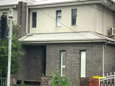 1 / 86 South Road, Braybrook
