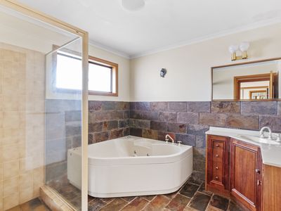 64 Woodlands Drive, Blackmans Bay