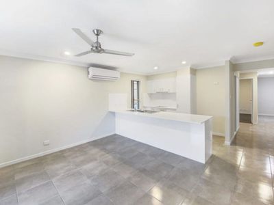 21 Ioannou Place, Coomera