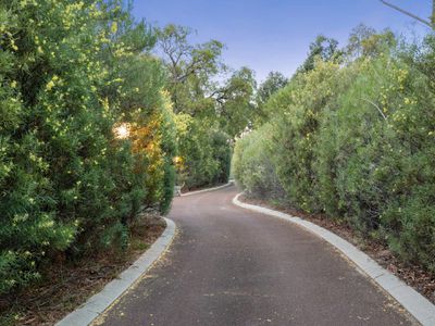 43 Evergreen Gardens, Carramar