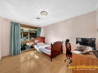 12 Minogue Crescent, Hoppers Crossing