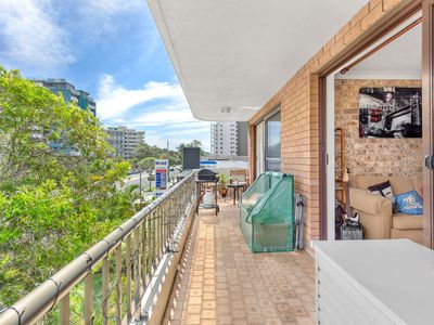 6 / 26-28  Head Street, Forster