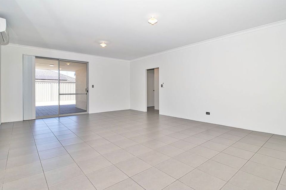 20 Larkfield  , Baldivis
