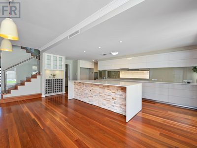 83 Fraser Street, East Fremantle