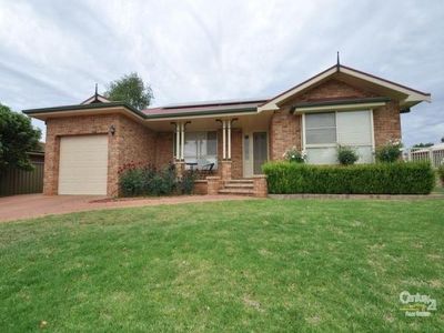 96 Murrayfield Drive, Dubbo