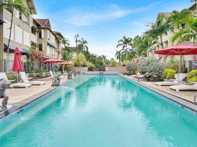 1114 / 2-10 Greenslopes Street, Cairns North