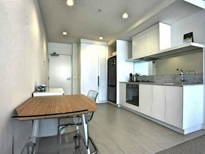 608 / 52 Park Street, South Melbourne