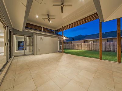 15 Watervale Pde, Wakerley