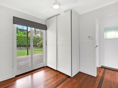 18 Mabel Ave, Southport