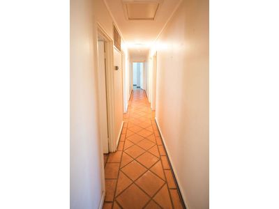 11 Nyabalee Road, Newman