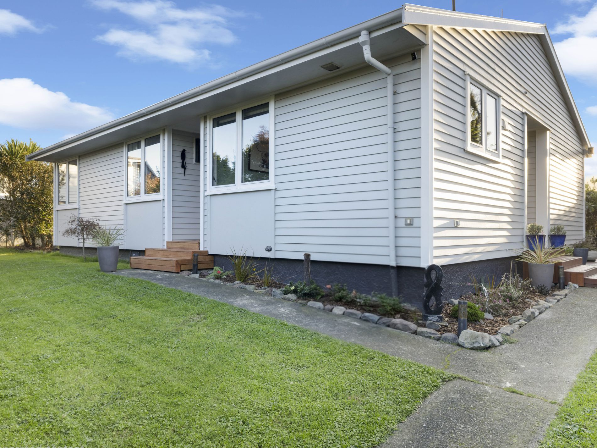 22 Bartlett Grove, Tawa