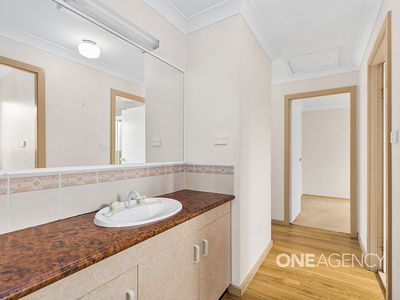 5 Ashmore Crescent, Kanahooka