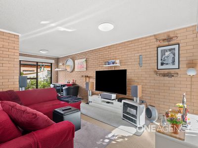 2 / 16 Morton Street, Huskisson