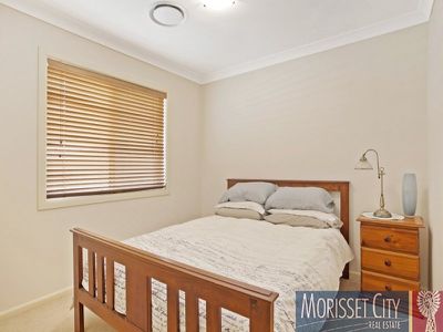 6 Reuben Close, Cooranbong