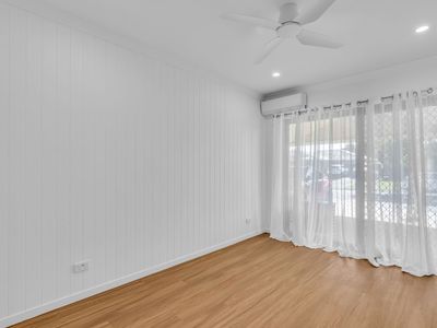 1/3 Rose Crescent, Fitzgibbon