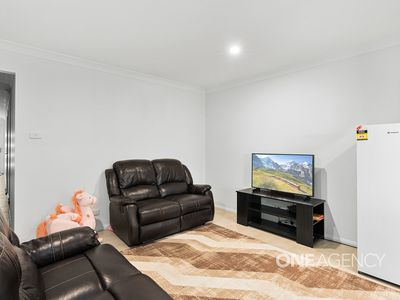 4 Manoora Way , Nowra