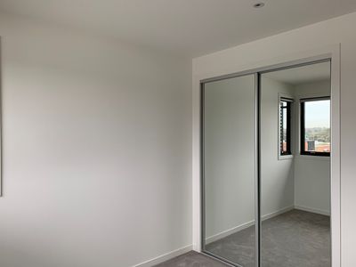 3 / 2 Kingsley Grove, Mount Waverley