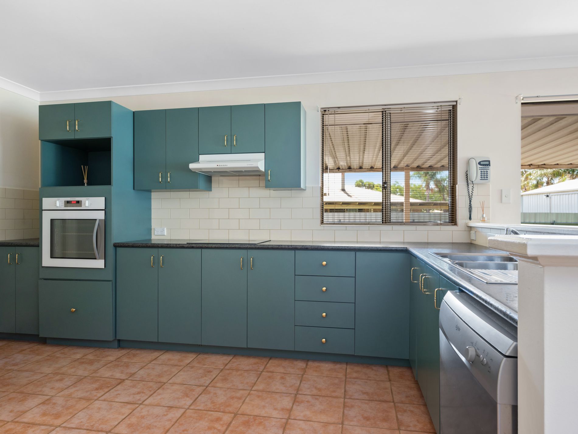 7 Holroyd Way, Boulder